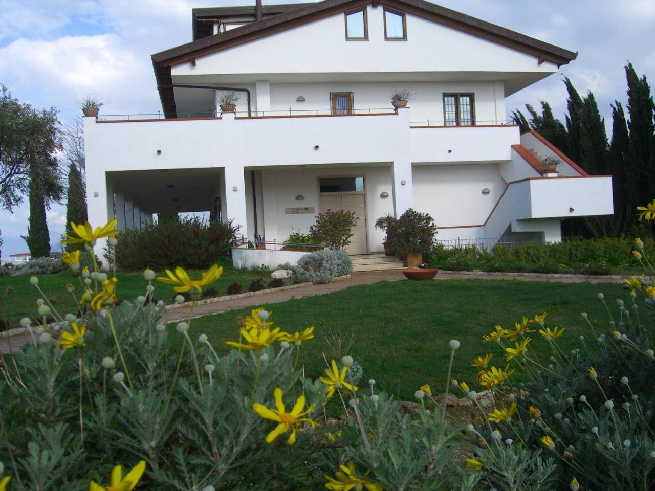 B&B Radici24 Battipaglia Esterno foto